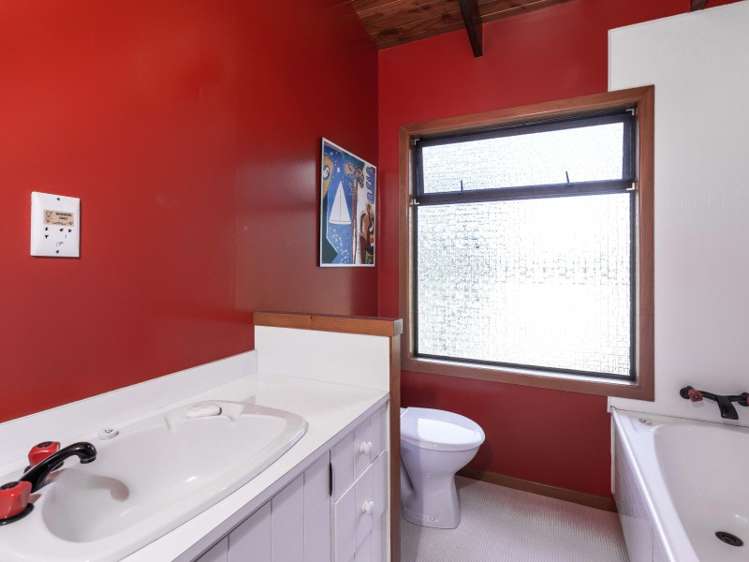 8 Kapua Street Lake Taupo (East)_10