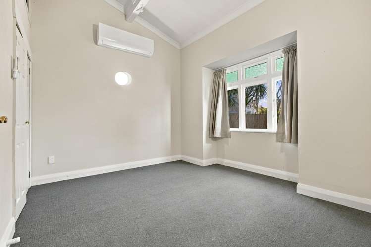 6 Palmerston Street Hamilton Central_5