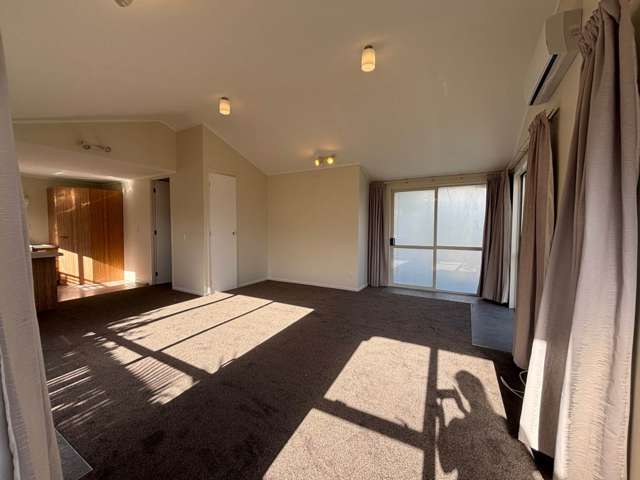 1/826 East Coast Road Browns Bay_2