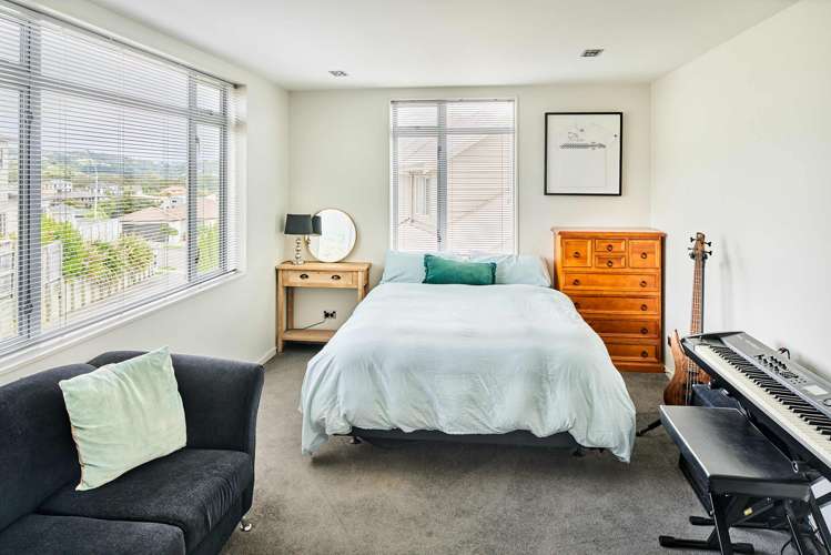 35 Endeavour Drive Whitby_12