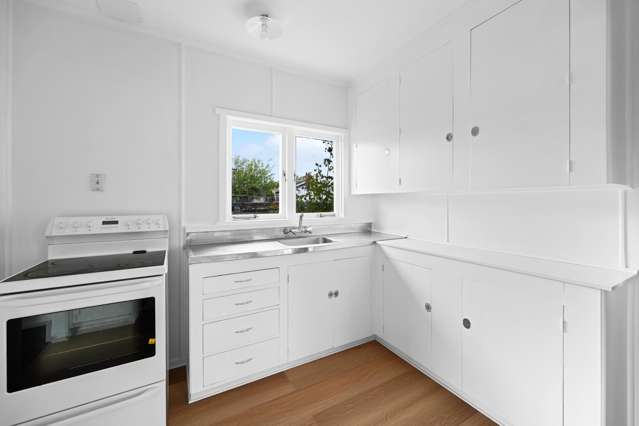 16 Keats Crescent Enderley_3