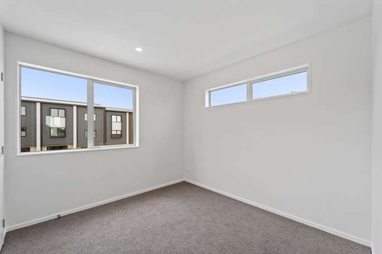 2/470 West Coast Road Glen Eden_8