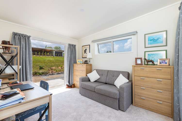 64 Brown Road Kaiwaka_15