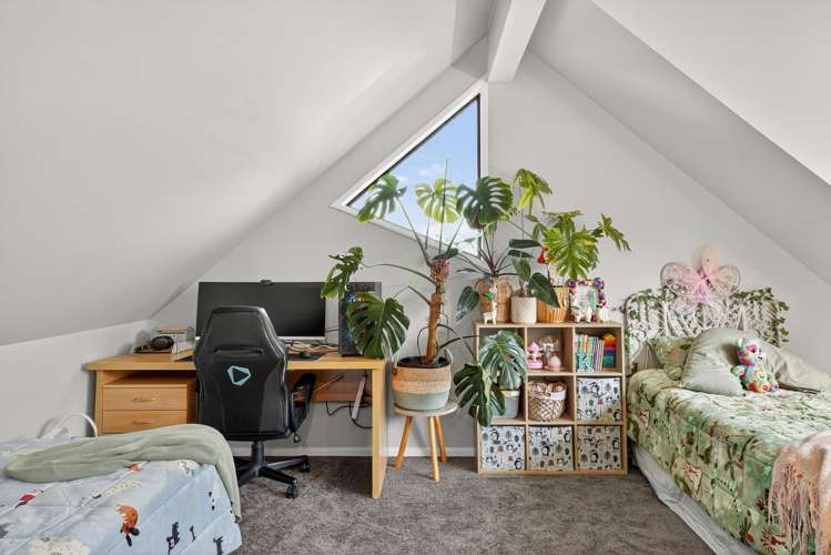 189 Rocking Horse Road Southshore_18