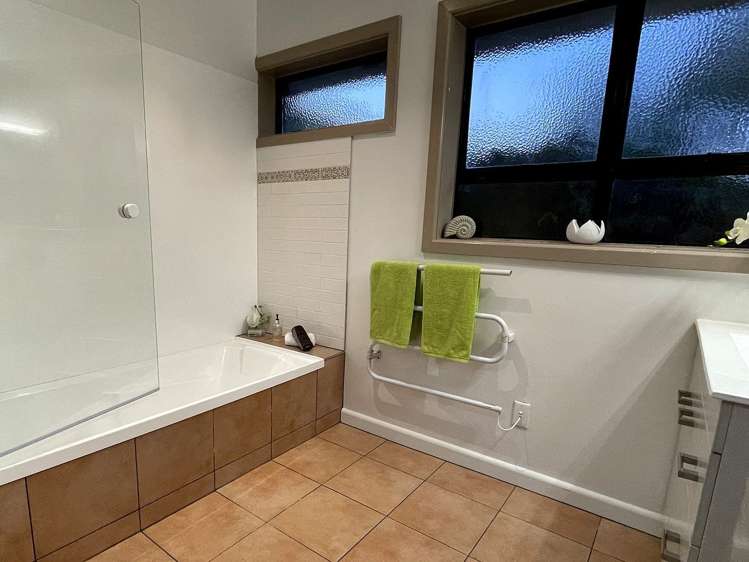 4 Deloraine Street Somerfield_5