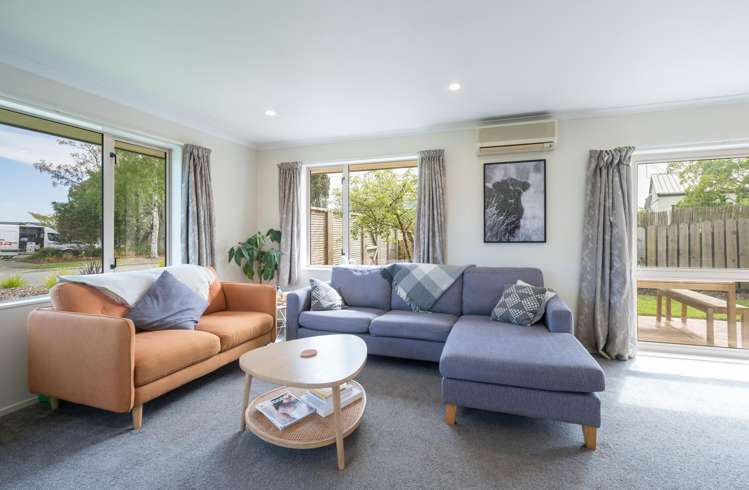 84 Starveall Street Brightwater_2