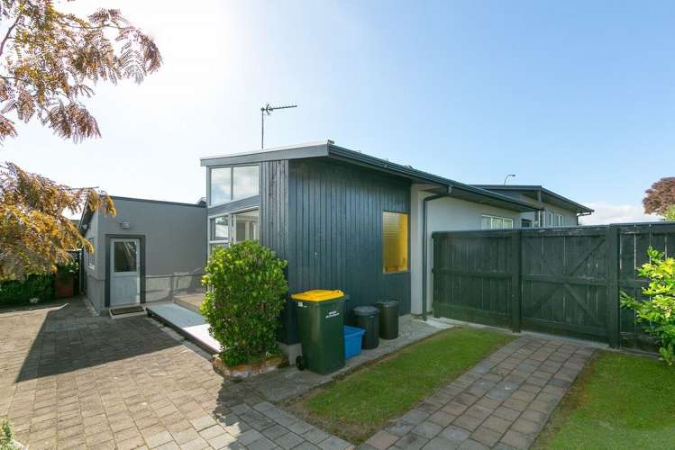 61 Clifton Drive Waitara_17