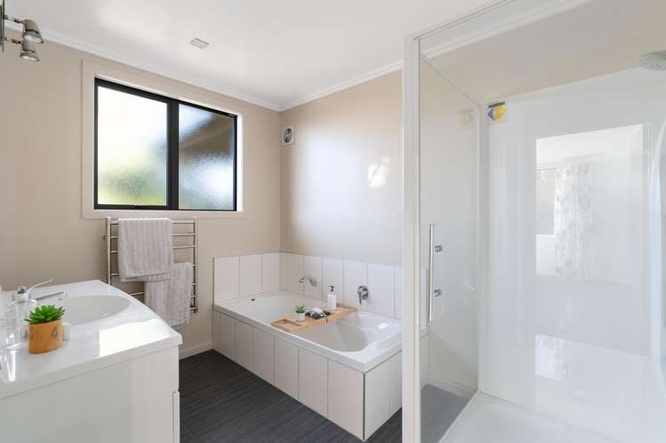 27 Erin Street Roslyn_39