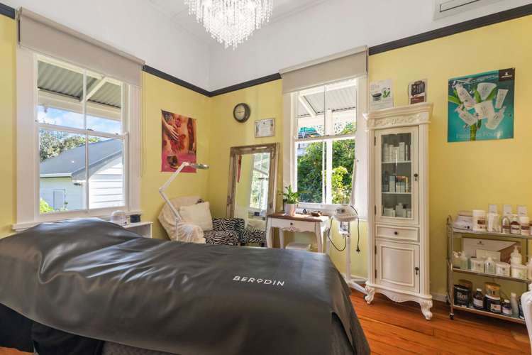 18 Clark Road Pahurehure_12