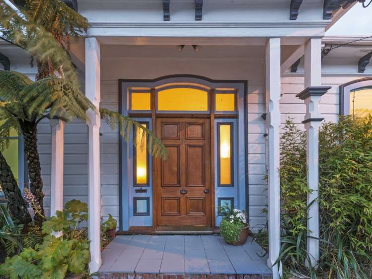 18 Maarama Crescent Aro Valley_11