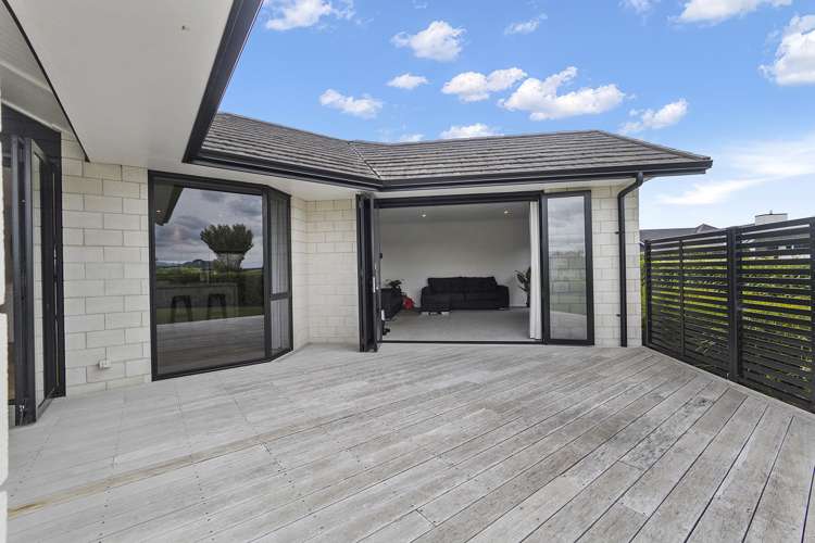 61 Baxter Michael Crescent Cambridge_22