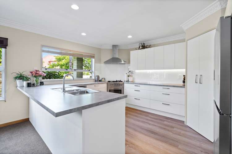 44 Moana Street Rosedale_10