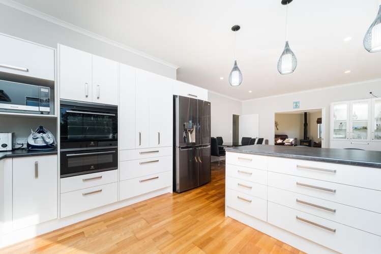 8 Greenwood Place Fitzherbert_16