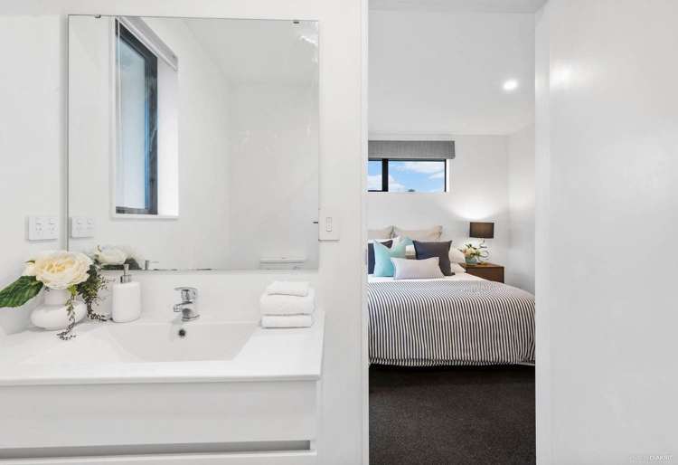 12 Silver Beech Street Takanini_2