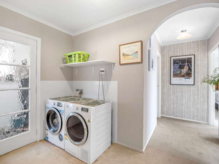 18 Troup St Herbert_17