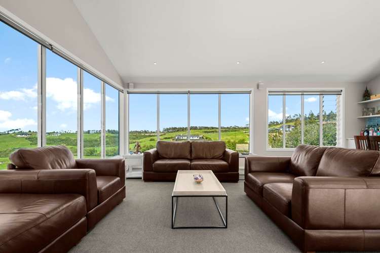 14 Rongoa Road Okura Bush_11