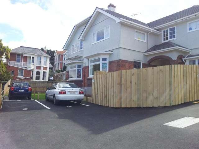 Large CBD 5 Bed Flat