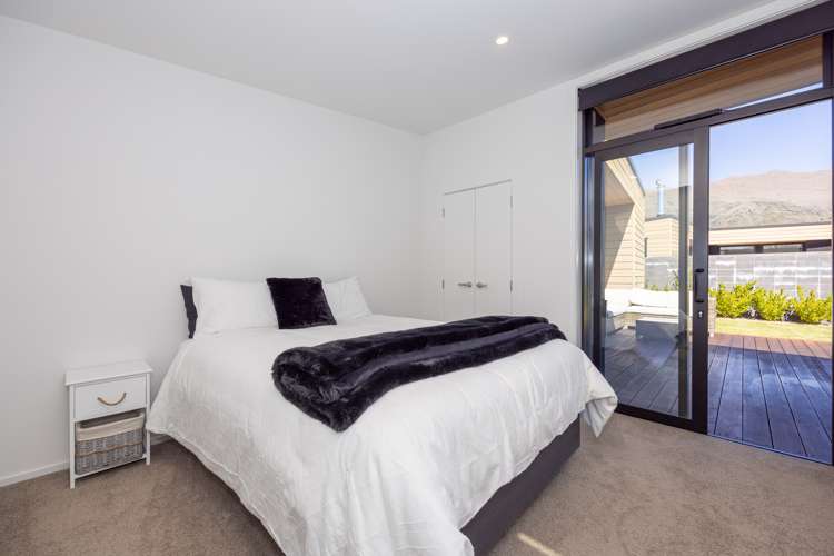 4 Stackbrae Avenue Wanaka_12