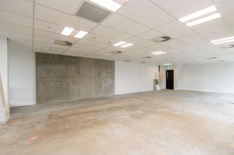 1/215 Shakespeare Road Milford_4