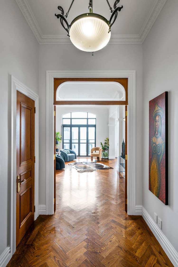 10C/50 Eden Crescent_2