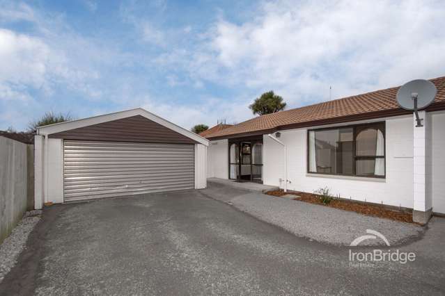 Zen-Like Flow, Riccarton Glow