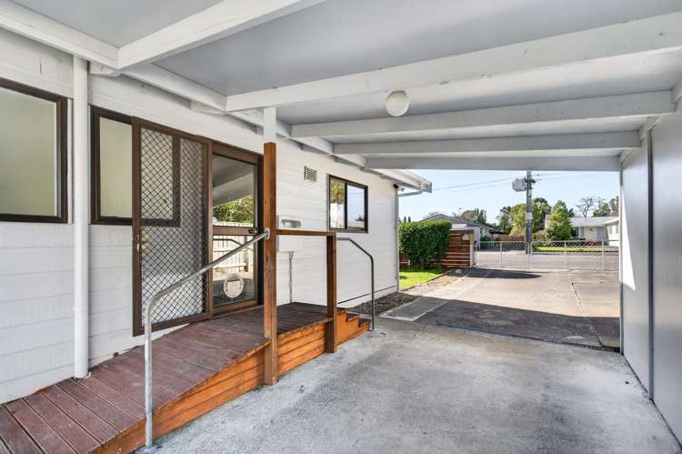 203 Belvedere Road Carterton_13