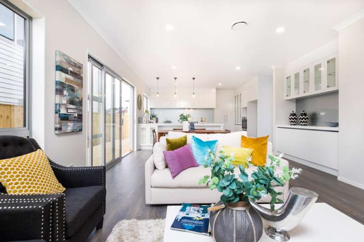 27 Lisnoble Road Flat Bush_2