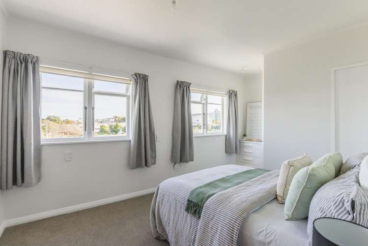 8 Eatwell Avenue Paraparaumu Beach_10