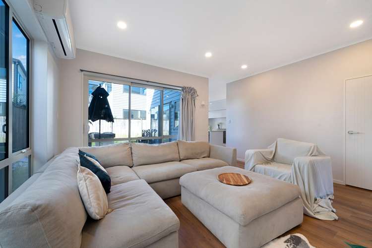 7 Silvereye Road_2