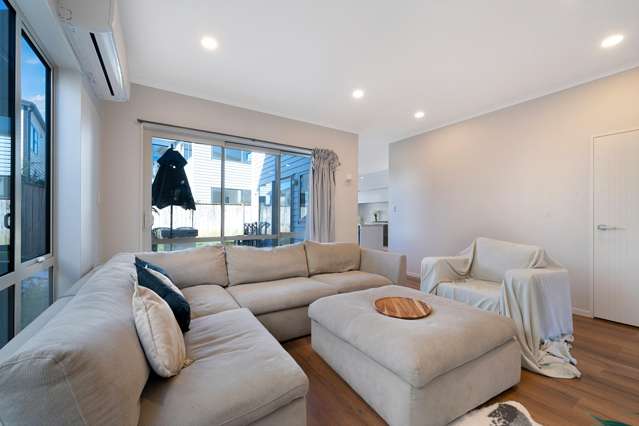 7 Silvereye Road Hobsonville_2
