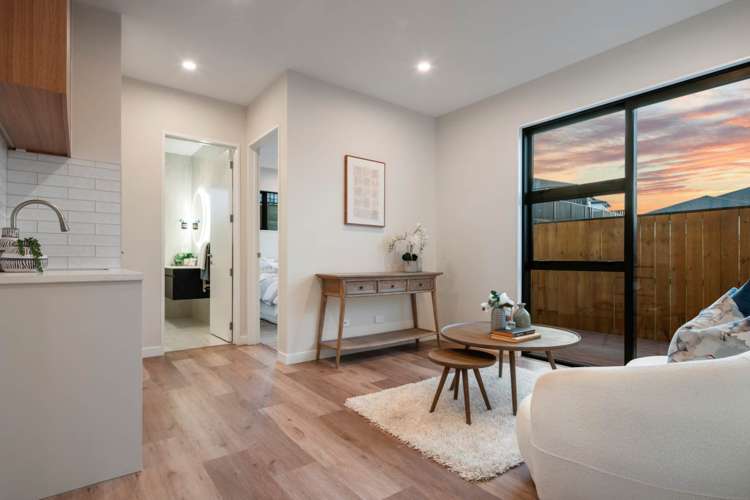 66 Tipu Crescent Milldale_10