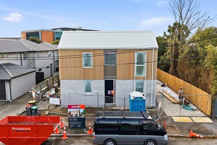 1-4/23 Dickens Street_1