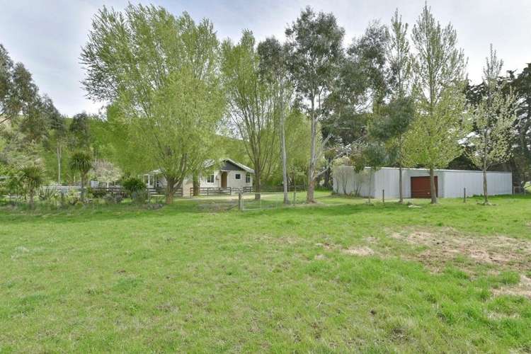 1636 Christchurch Akaroa Road Gebbies Valley_16