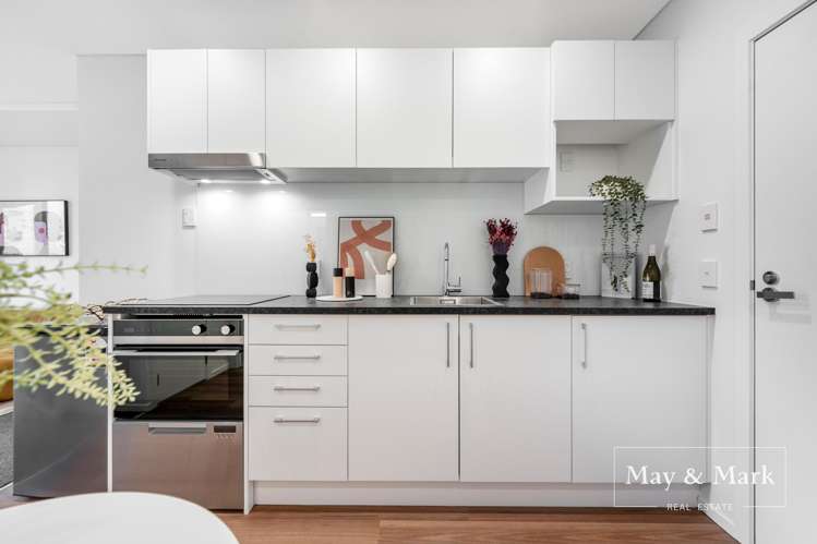 4B/100 Anzac Avenue_1