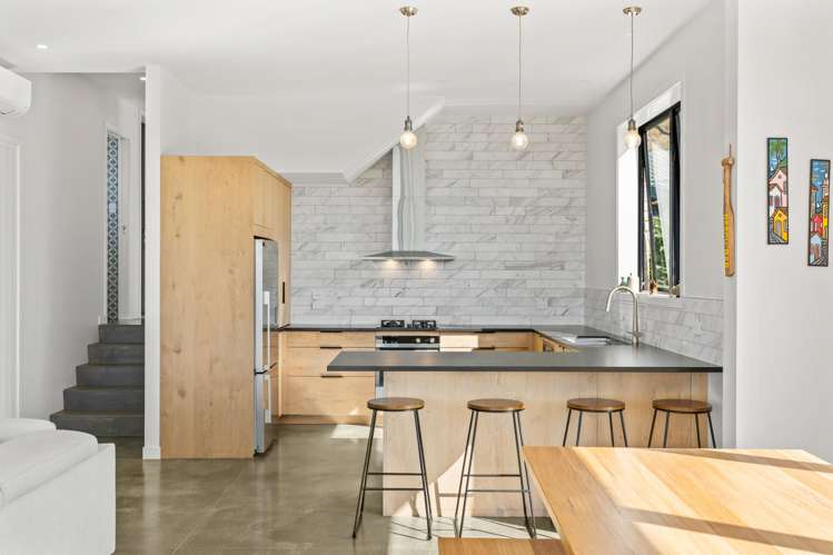 10 Solar Way Langs Beach_13