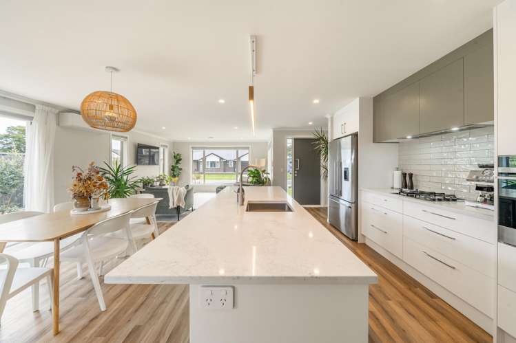 25 Cynisca Crescent Wallaceville_2