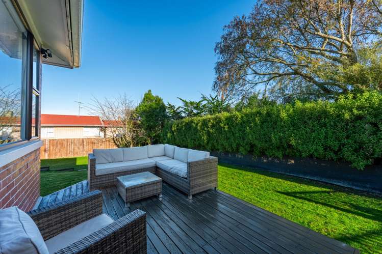 20 Hill View Crescent Highfield_11