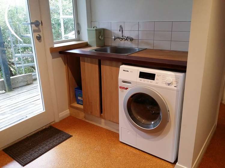 98a Totara Road Miramar_13