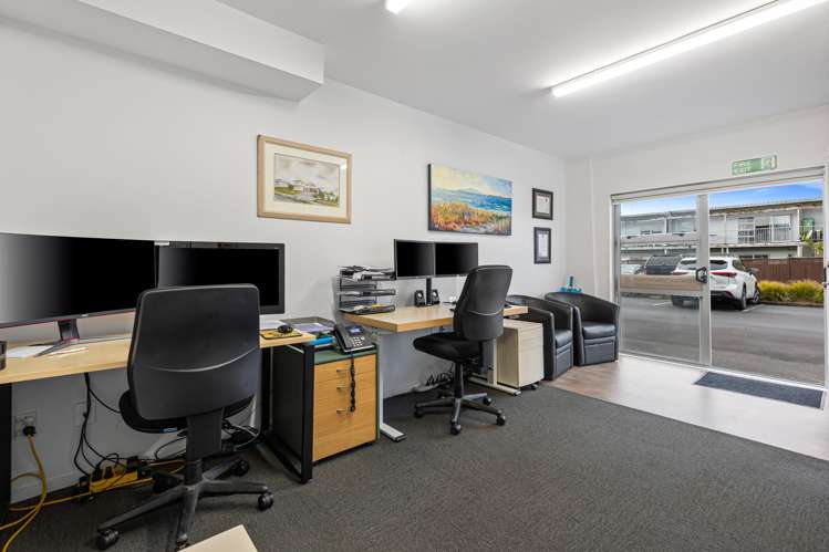 2/15 Lovell Court_5