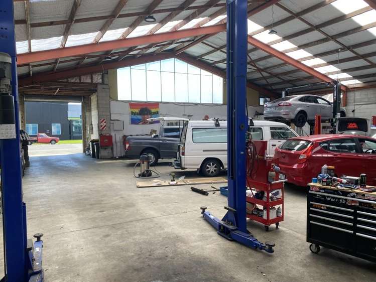 17 Depot Street Mangakakahi_1