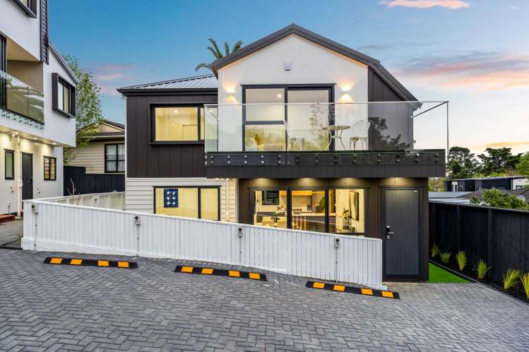 16 St Catherine Crescent West Harbour_18