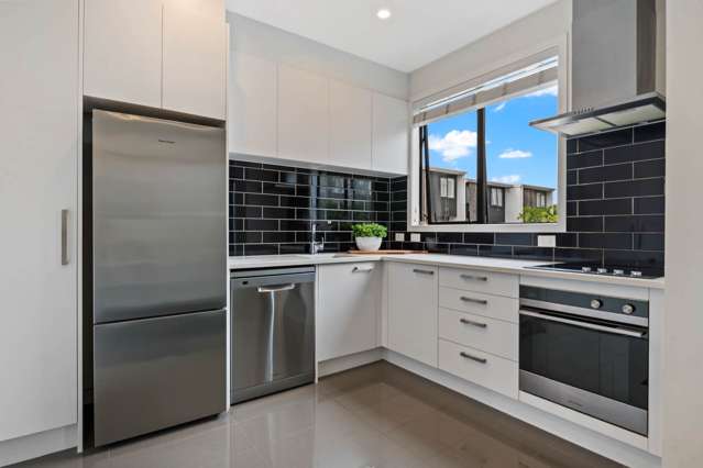 12/50 Ocean View Road Northcote_1