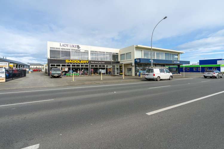 228 Dee Street and 11 Earnslaw Street Avenal_9