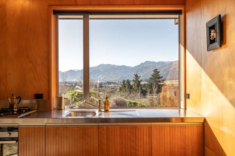 25 Fort Place Hawea Flat_11