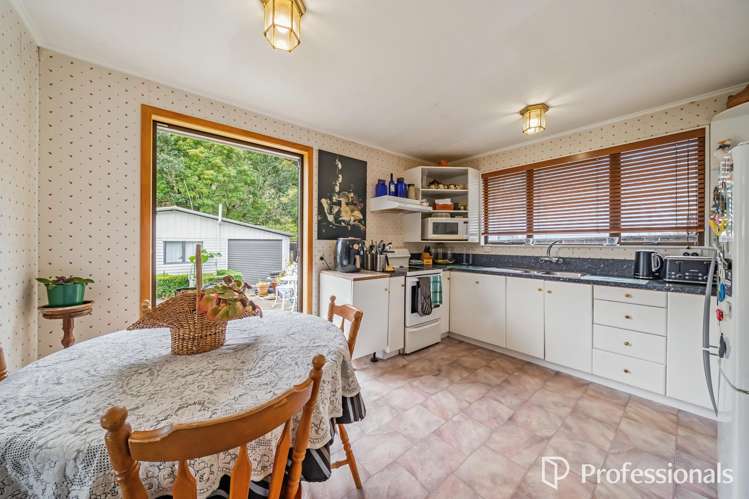 13 Sunny Grove Wainuiomata_6