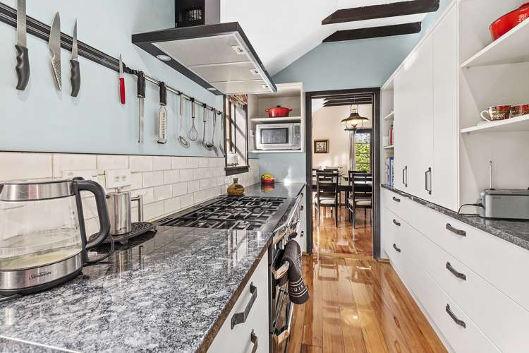 6 Amapur Drive Khandallah_9