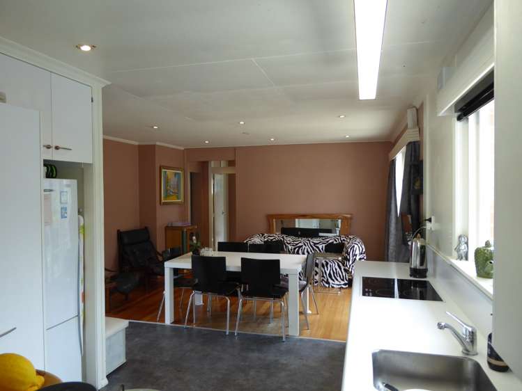 42 Treadwell Street Naenae_5