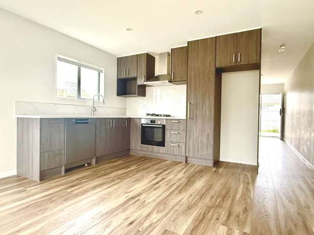 99A Mahia Road Wattle Downs_2