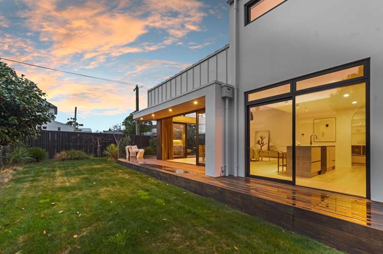 36 Colenso Street Sumner_21