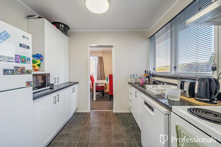 55 Kairanga Crescent Wainuiomata_15